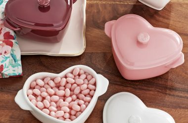 So Cute! 3pc Heart Shaped Ceramic Dishes Just $19.97!